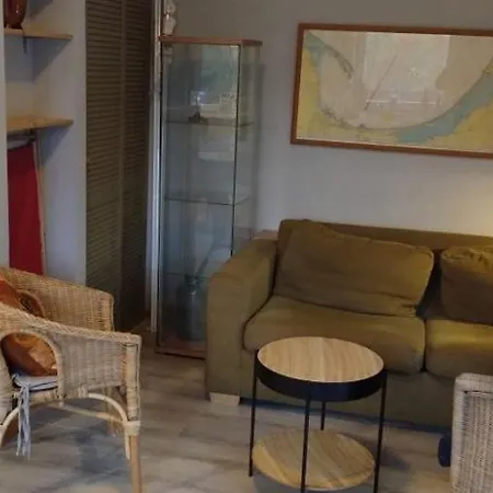 Sea House In Free Parking Semesterbostad *